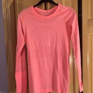 Lululemon Swiftly Tech Long Sleeve Crew